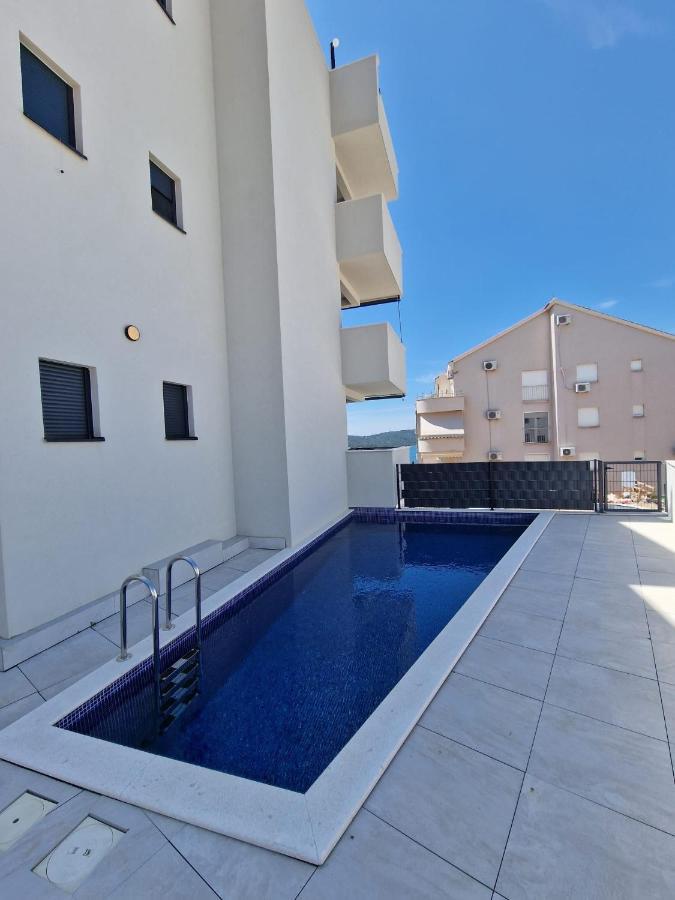 Lavender Tree - Luxury Apartments Traù Esterno foto